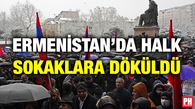 Ermenistan’da Halk Sokaklara Döküldü