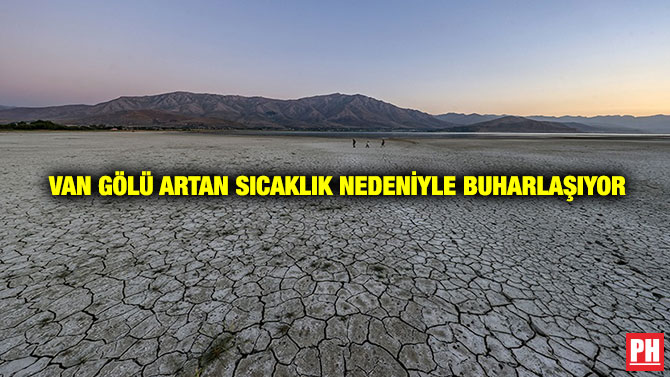 Van Gölü Artan Sıcaklık Nedeniyle Buharlaşıyor