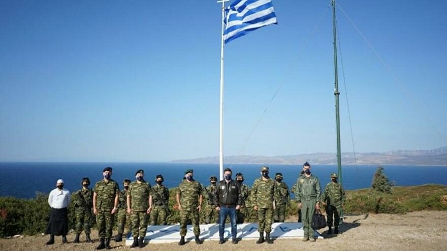 İzmir'i Arkalarına Alarak Poz Verdiler
