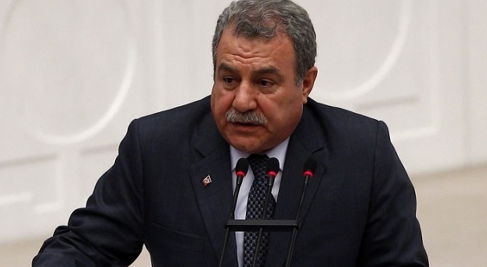 Eski İçişleri Bakanı Muammer Güler