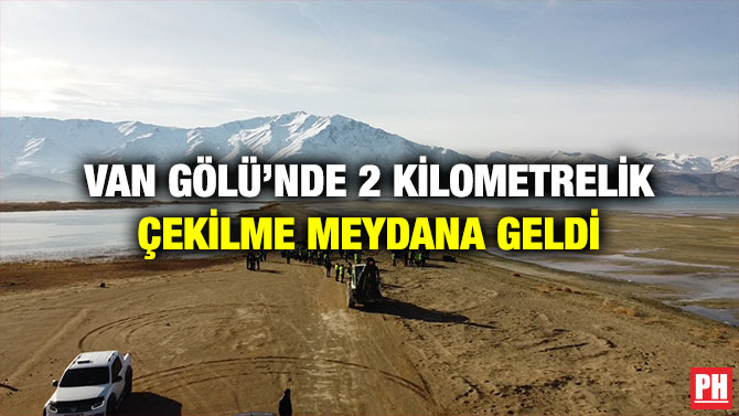 Van Gölü’nde 2 Kilometrelik Çekilme Meydana Geldi