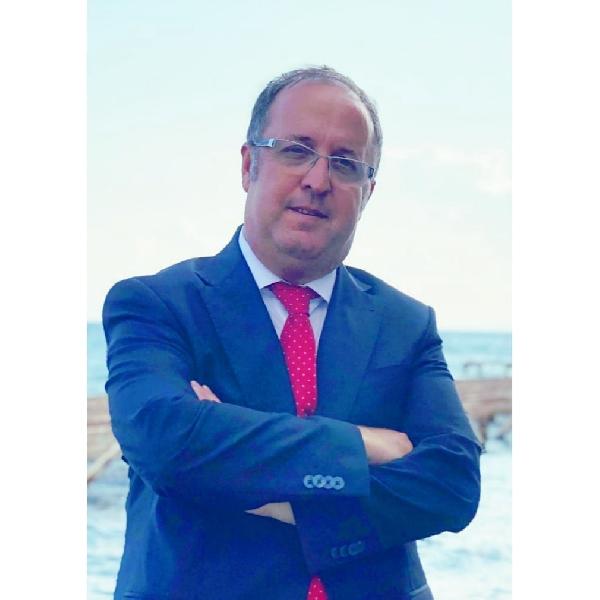 (Küçükkuyu Belediye Başkanı Cengiz Balkan)