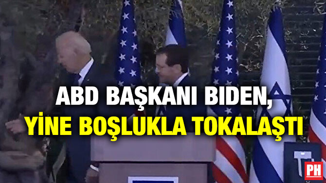 ABD Başkanı Biden, Yine Boşlukla Tokalaştı