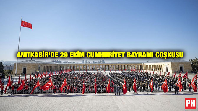 Anıtkabir’de 29 Ekim Cumhuriyet Bayramı Coşkusu