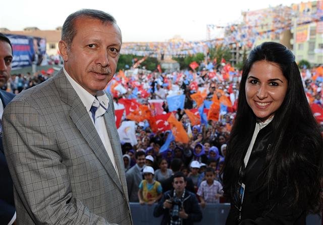 Aday Olamayan AKP’liye Yeniden 3. Maaş!
